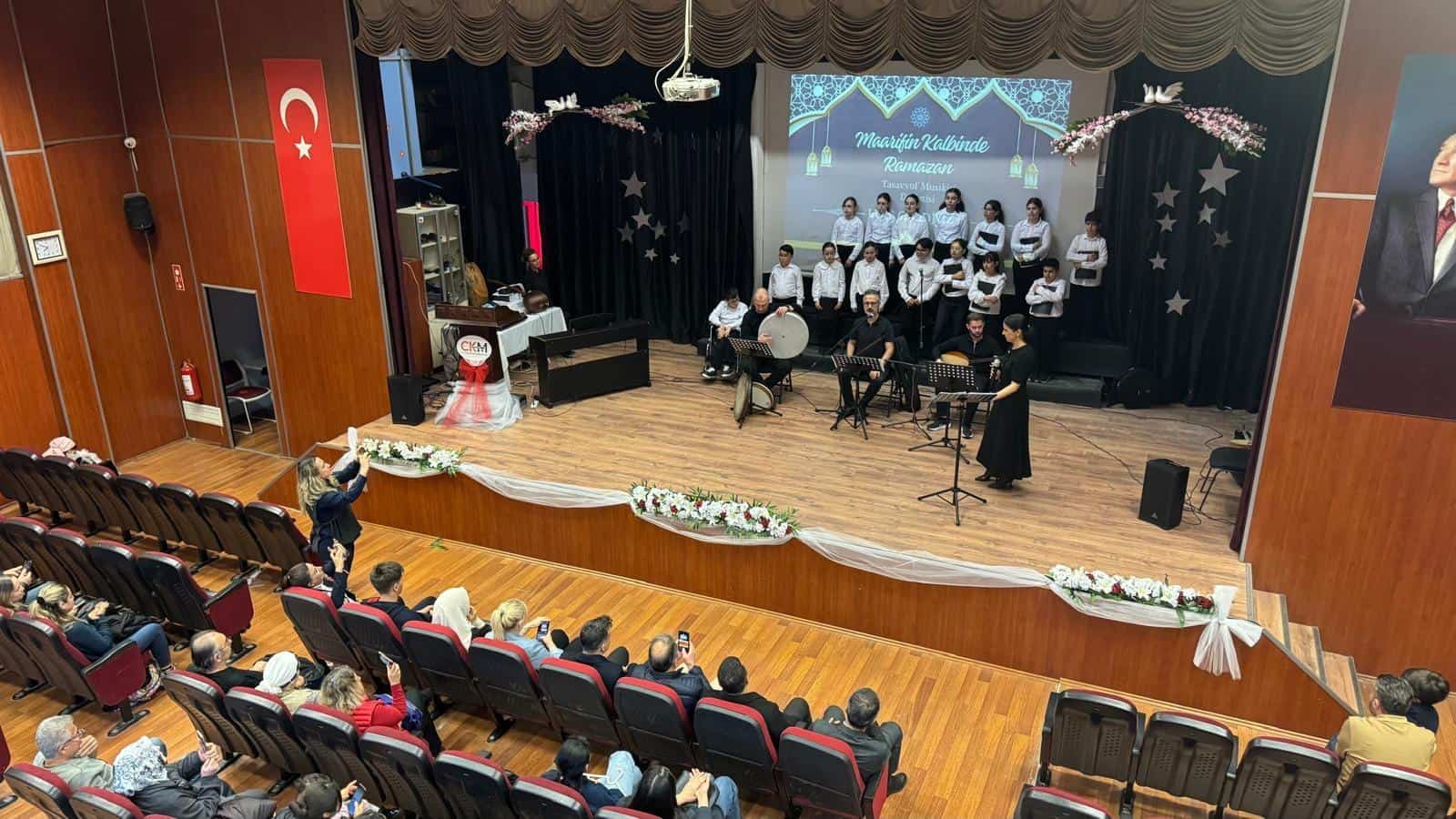 Cem Karaca Müzik Ortaokulu’nda Ramazan Temalı Dinleti Etkinliği Düzenlendi