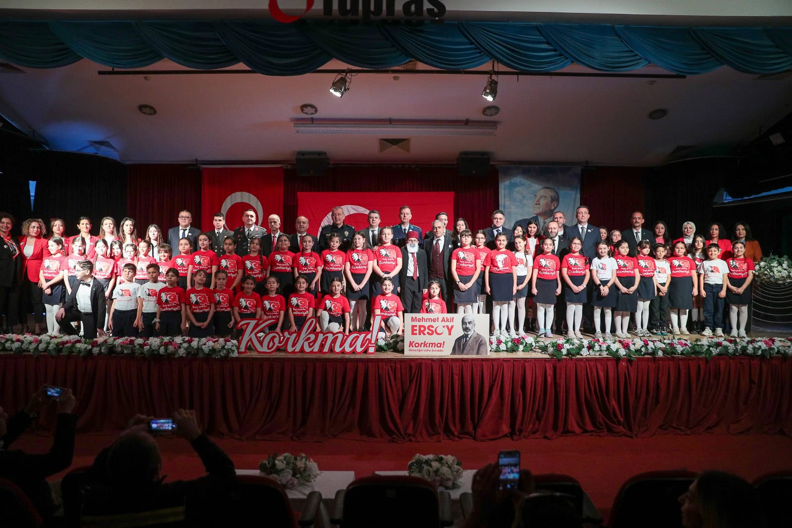 İstiklal Marşı’nın 105. yılı Aliağa’da anlamlı etkinliklerle kutlandı