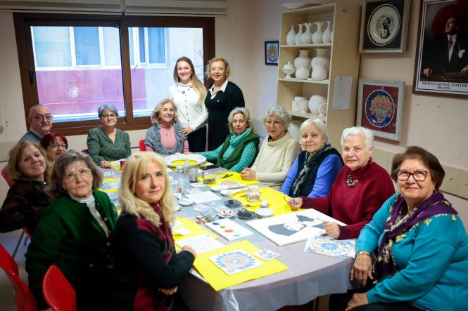 Konak Belediyesi’nden Yaşlılara Saygı Haftası’nda Üretken Büyüklerimize Özel Buluşma