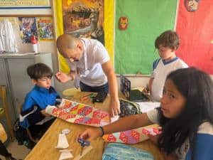 İzmirli Öğrenciler 23 Nisan Coşkusunu Avrupa’daki Etkinliklerle Kutladı