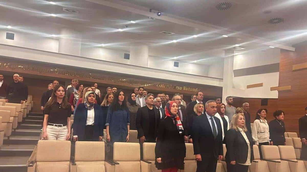 İzmir’de Hedef LGS–YKS Projesi İçin Süreç Yönetimi ve Bilgilendirme Toplantısı Düzenlendi