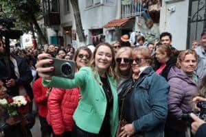 Konak’ta Dario Moreno Sokak Şenliği İzmir’de Nostalji ve Birliktelik Rüzgarı Estirdi